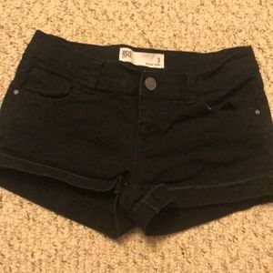 Cute black short shorts